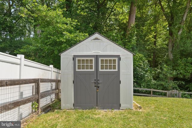 404 TAMARA CIR, Newark, DE 19711