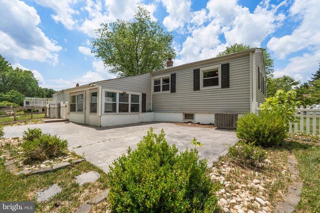 404 TAMARA CIR, Newark, DE 19711