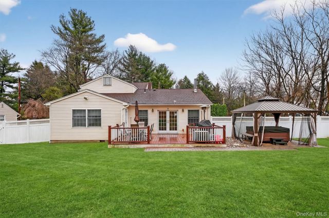 69 S Airmont Road, Suffern, NY 10901