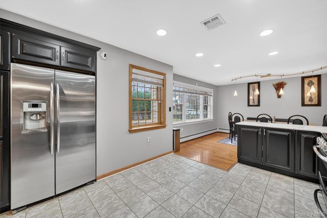 69 S Airmont Road, Suffern, NY 10901