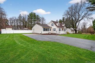 69 S Airmont Road, Suffern, NY 10901