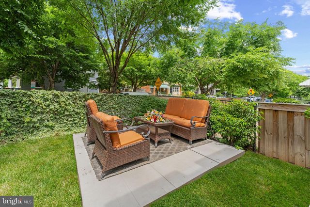 2339 3RD ST NE, Washington, DC 20002