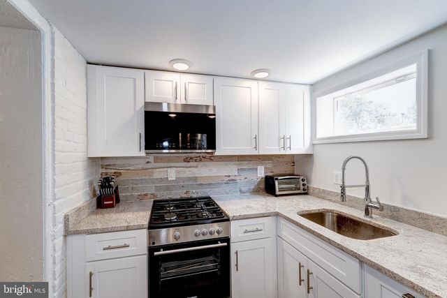 2339 3RD ST NE, Washington, DC 20002