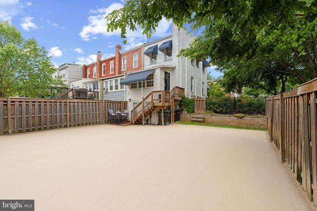 2339 3RD ST NE, Washington, DC 20002