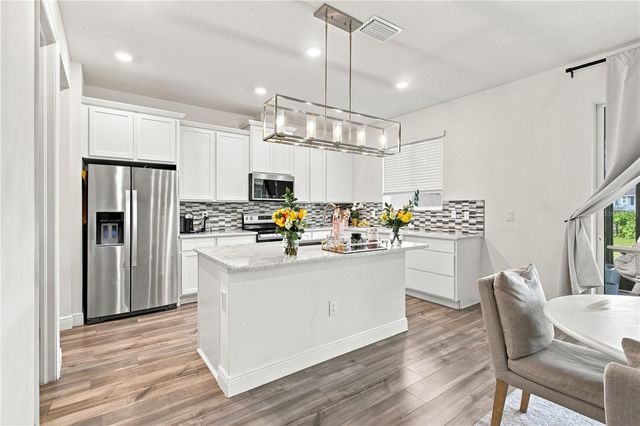9436 PINEWOOD POINT PLACE, Seffner, FL 33584