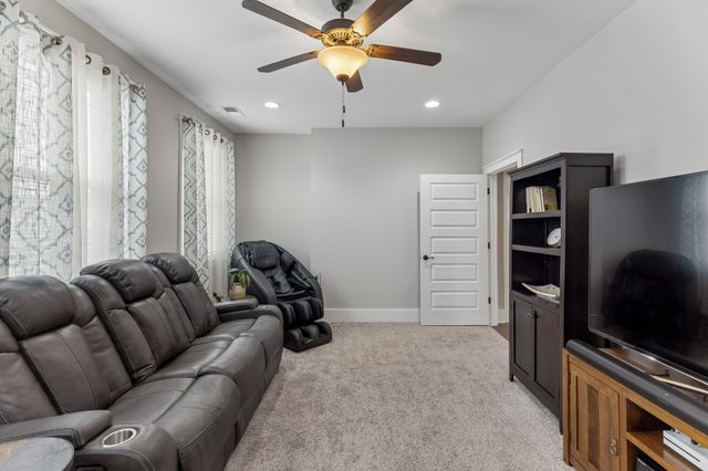 3663 Martins Mill Rd, Thompsons Station, TN 37179