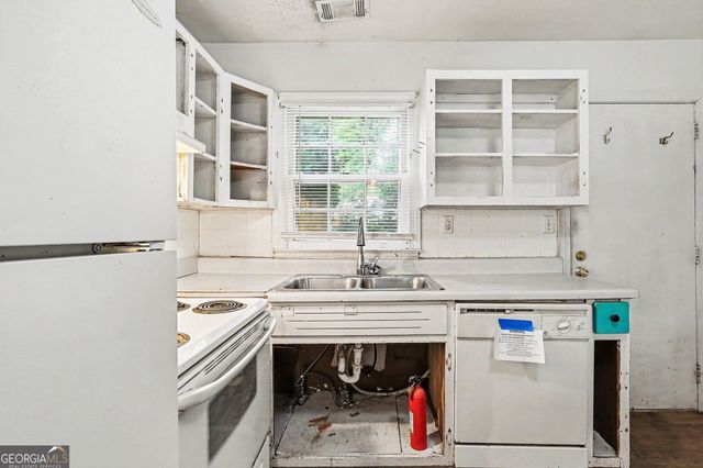 790 Slaton Street, Forest Park, GA 30297