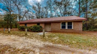 163 S Davis Lane, Defuniak Springs, FL 32435