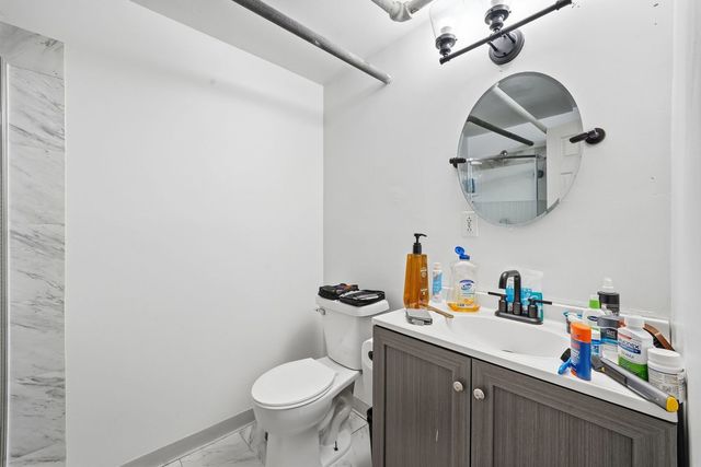 7806 S CREGIER Avenue, Chicago, IL 60649