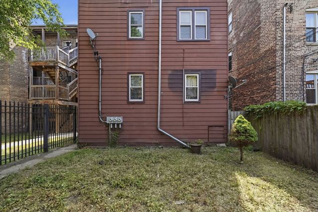 7806 S CREGIER Avenue, Chicago, IL 60649