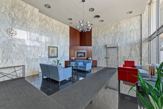 6145 N Sheridan Road 27C, Chicago, IL 60660