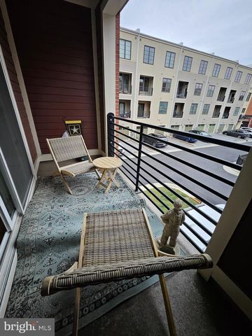 620 E HOWELL AVE #101, Alexandria, VA 22301