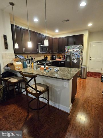 620 E HOWELL AVE #101, Alexandria, VA 22301