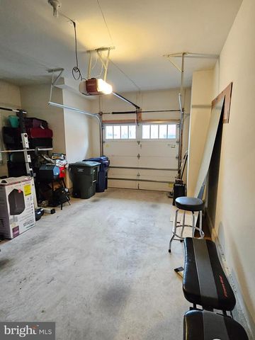 620 E HOWELL AVE #101, Alexandria, VA 22301