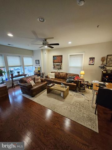 620 E HOWELL AVE #101, Alexandria, VA 22301