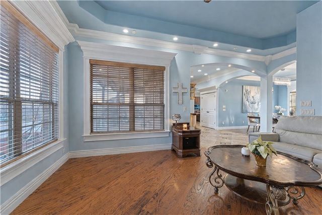 4002 SW Town Vu Road, Bentonville, AR 72712