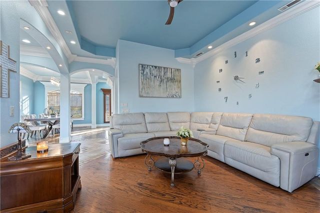 4002 SW Town Vu Road, Bentonville, AR 72712