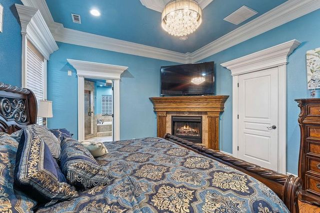 4002 SW Town Vu Road, Bentonville, AR 72712