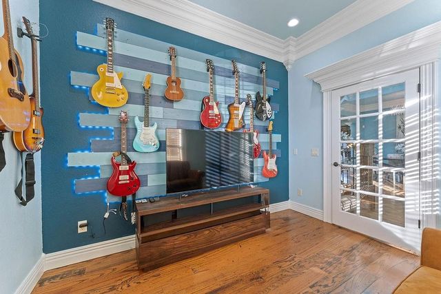 4002 SW Town Vu Road, Bentonville, AR 72712