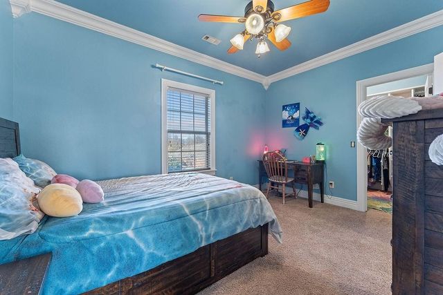 4002 SW Town Vu Road, Bentonville, AR 72712