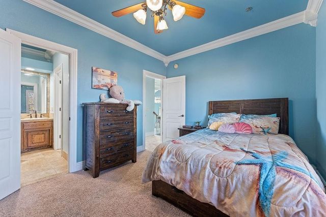 4002 SW Town Vu Road, Bentonville, AR 72712