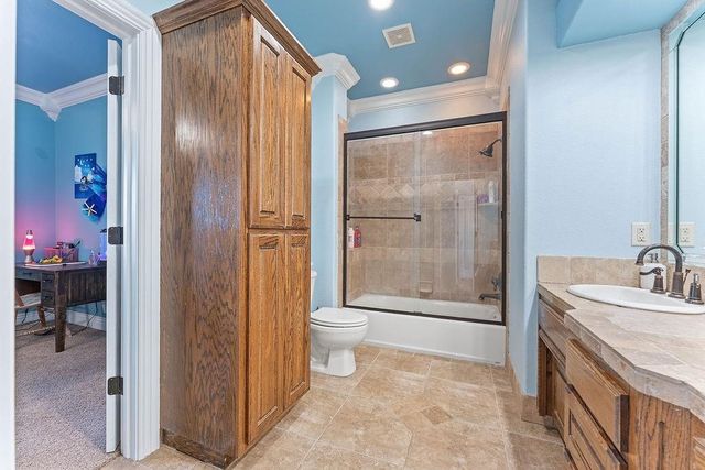 4002 SW Town Vu Road, Bentonville, AR 72712