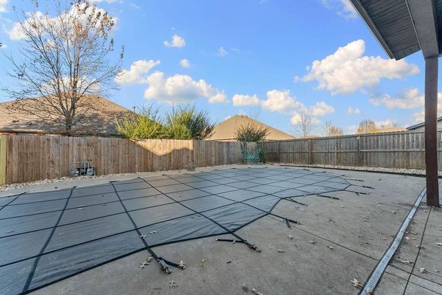 4002 SW Town Vu Road, Bentonville, AR 72712