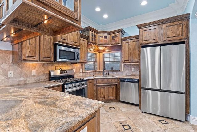 4002 SW Town Vu Road, Bentonville, AR 72712