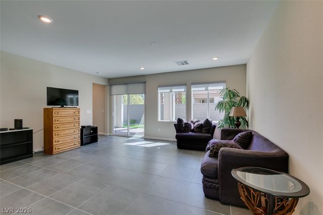 4534 Signal Hill Street, Las Vegas, NV 89147