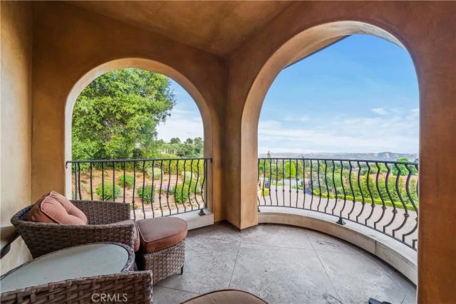 1051 Oak Canyon Lane, Glendora, CA 91741