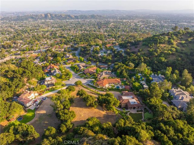 1051 Oak Canyon Lane, Glendora, CA 91741