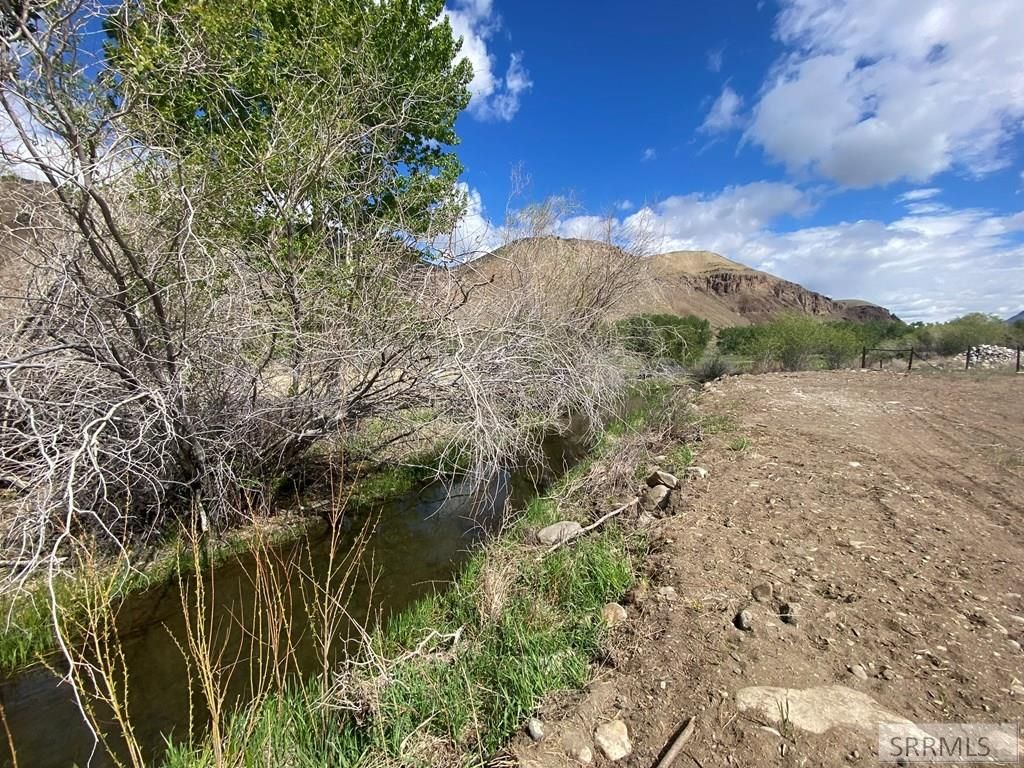 Image 3 of property listing at Lot3,4,5 River's Edge Rd, Challis, ID 83226
