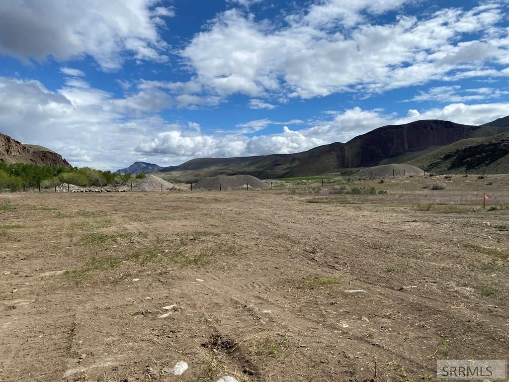 Image 9 of property listing at Lot3,4,5 River's Edge Rd, Challis, ID 83226