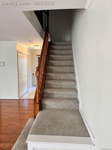 572 Tennyson, Rochester Hills, MI 48307