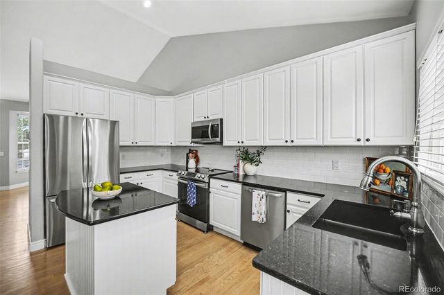 1070 Thornbury Place, Highlands Ranch, CO 80129