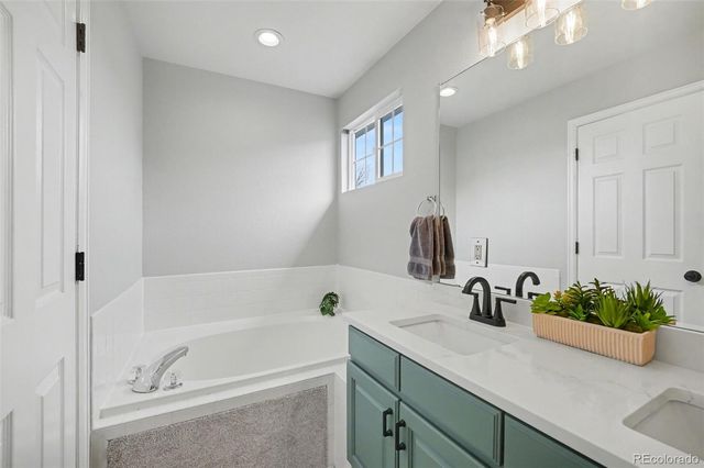 1070 Thornbury Place, Highlands Ranch, CO 80129