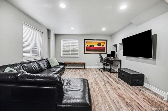 1070 Thornbury Place, Highlands Ranch, CO 80129