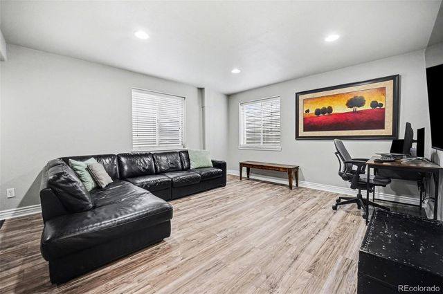 1070 Thornbury Place, Highlands Ranch, CO 80129