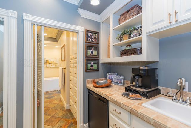 2419 Crockett Street, Amarillo, TX 79109