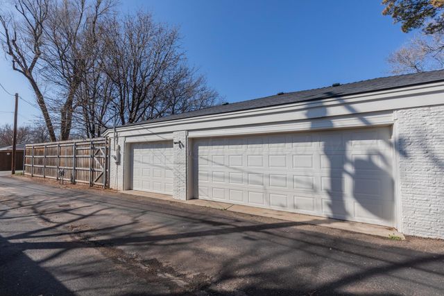 2419 Crockett Street, Amarillo, TX 79109