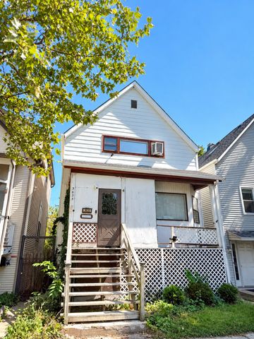3635 N Ravenswood Avenue, Chicago, IL 60613