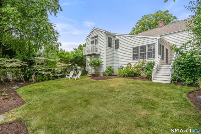 252 Shoreham Village Drive, Fairfield, CT 06824