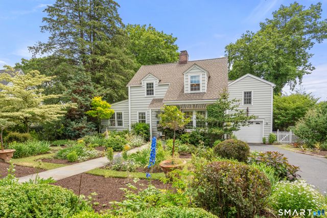 252 Shoreham Village Drive, Fairfield, CT 06824