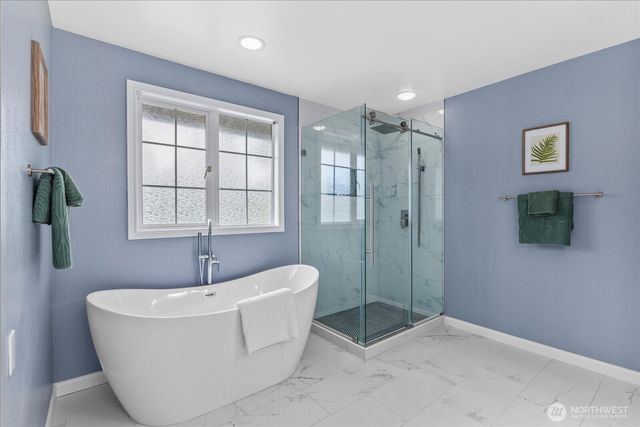 4422 238th Place SE, Sammamish, WA 98029