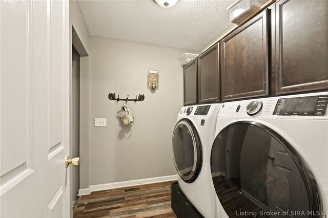 2490 W Haven Drive NW, Corydon, IN 47112