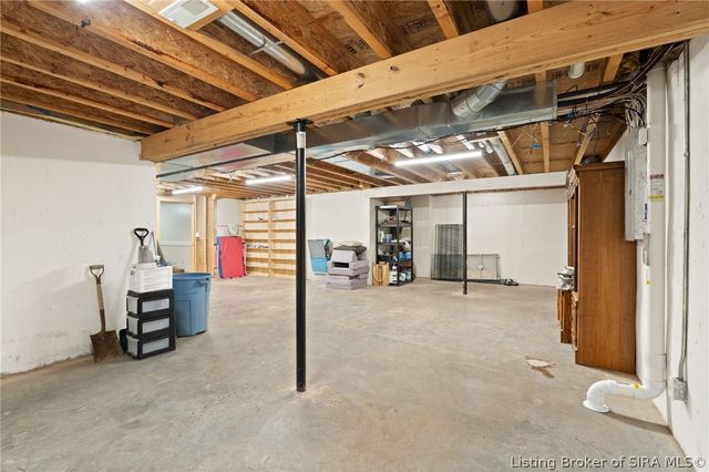 2490 W Haven Drive NW, Corydon, IN 47112
