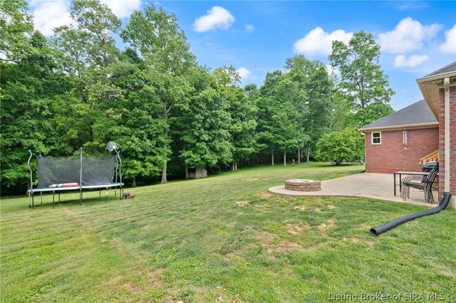 2490 W Haven Drive NW, Corydon, IN 47112
