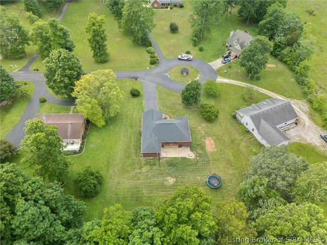 2490 W Haven Drive NW, Corydon, IN 47112