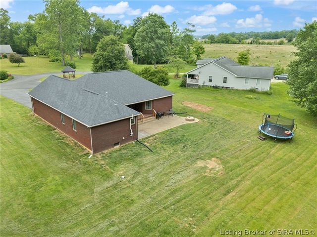 2490 W Haven Drive NW, Corydon, IN 47112