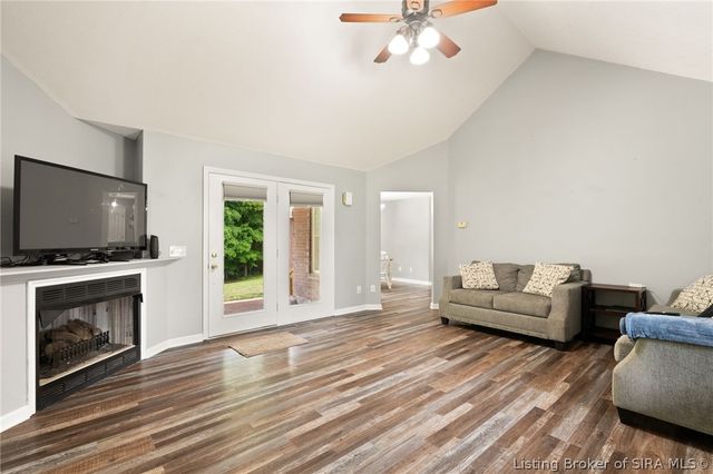 2490 W Haven Drive NW, Corydon, IN 47112